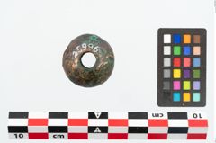 Foto von Bronzeperle (NHMW-PRAE-025996)